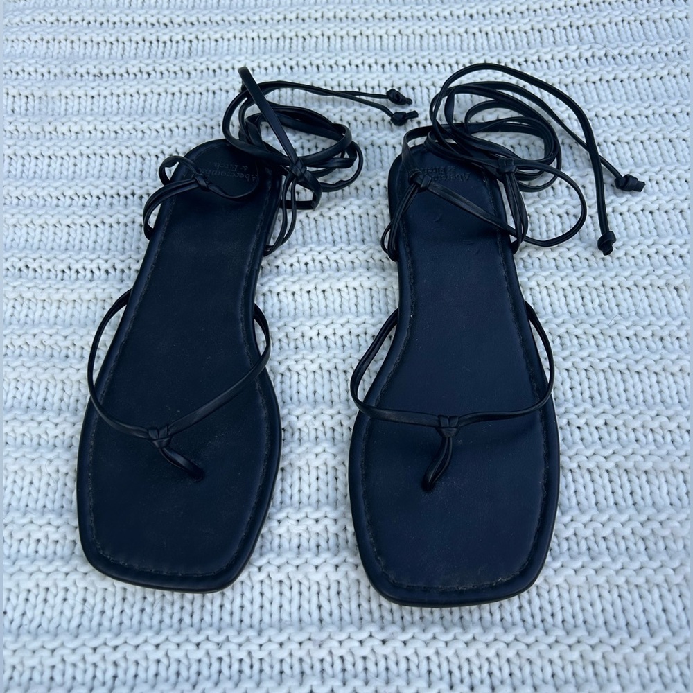 Abercrombie & Fitch, Black Lace-Up Sandals, Size 8/9